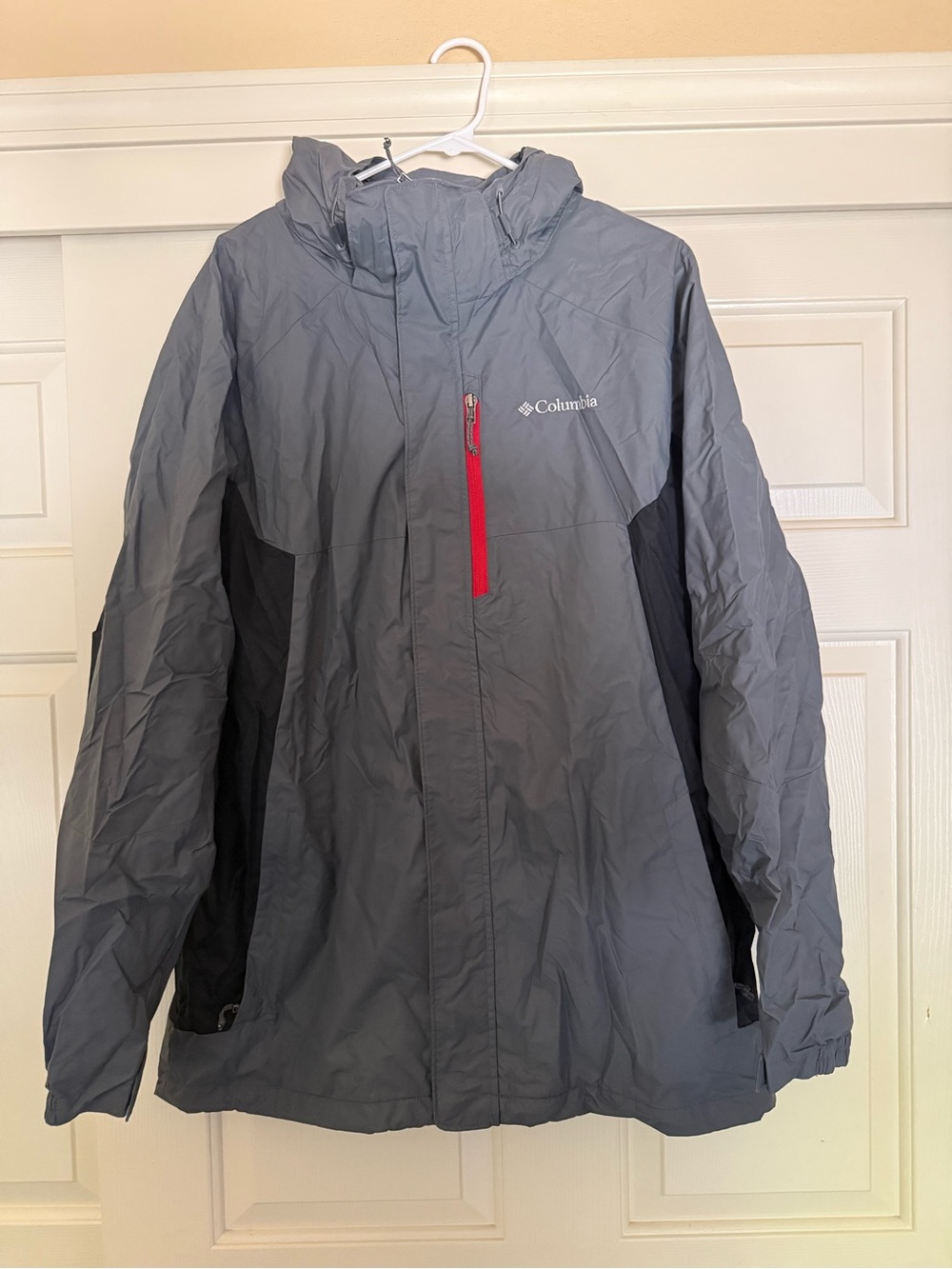 Columbia Dark Gray Hooded Shell Jacket with Red Trim